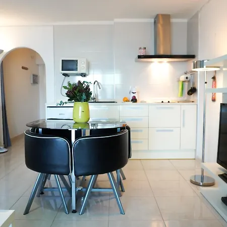 Holidays 15k Apartment